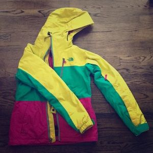 Women’s xs north face coat